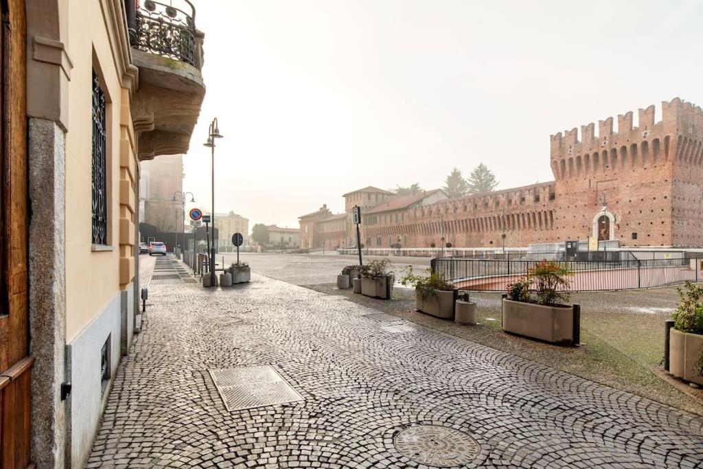 Appartamento Al Castello Galliate Esterno foto